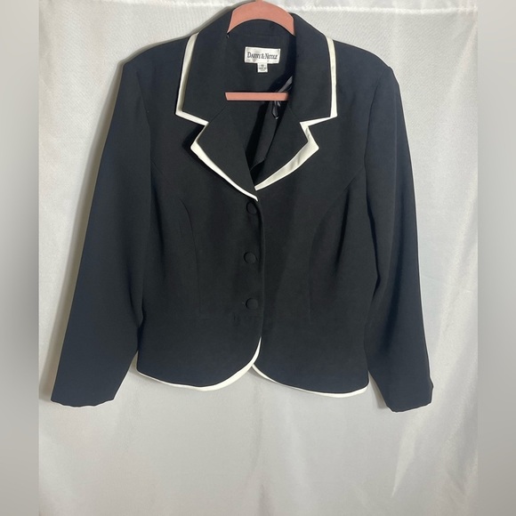 Danny & Nicole Black White Trim Blazer Jacket Size 18 Button Front Career - Picture 1 of 8